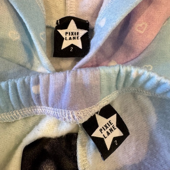 Pixielane Kids Rainbow Heart Hoodie and Jogger Set 2T LIKE NEW - Picture 4 of 4